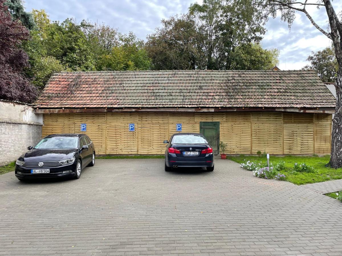 Kovacs Apartmanhaz 基什孔豪洛什 外观 照片